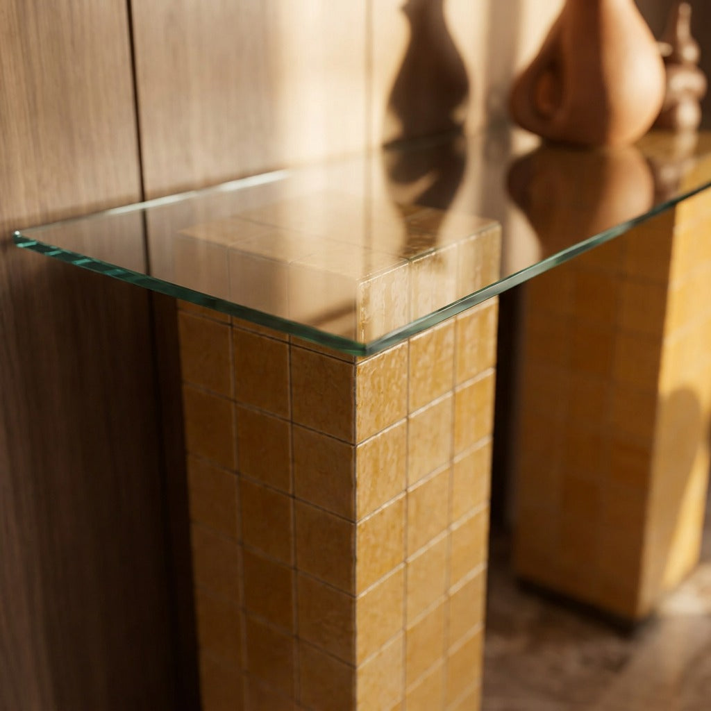 Zayn Tile Console image