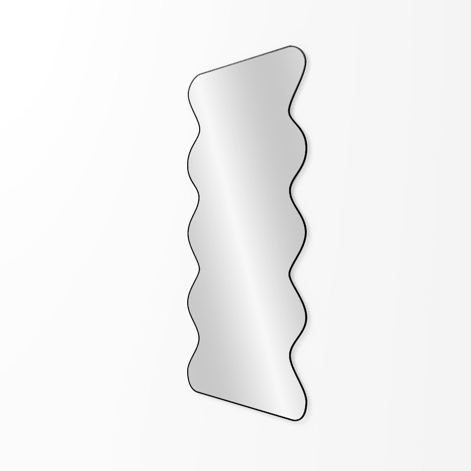 Роскошное настенное зеркало image