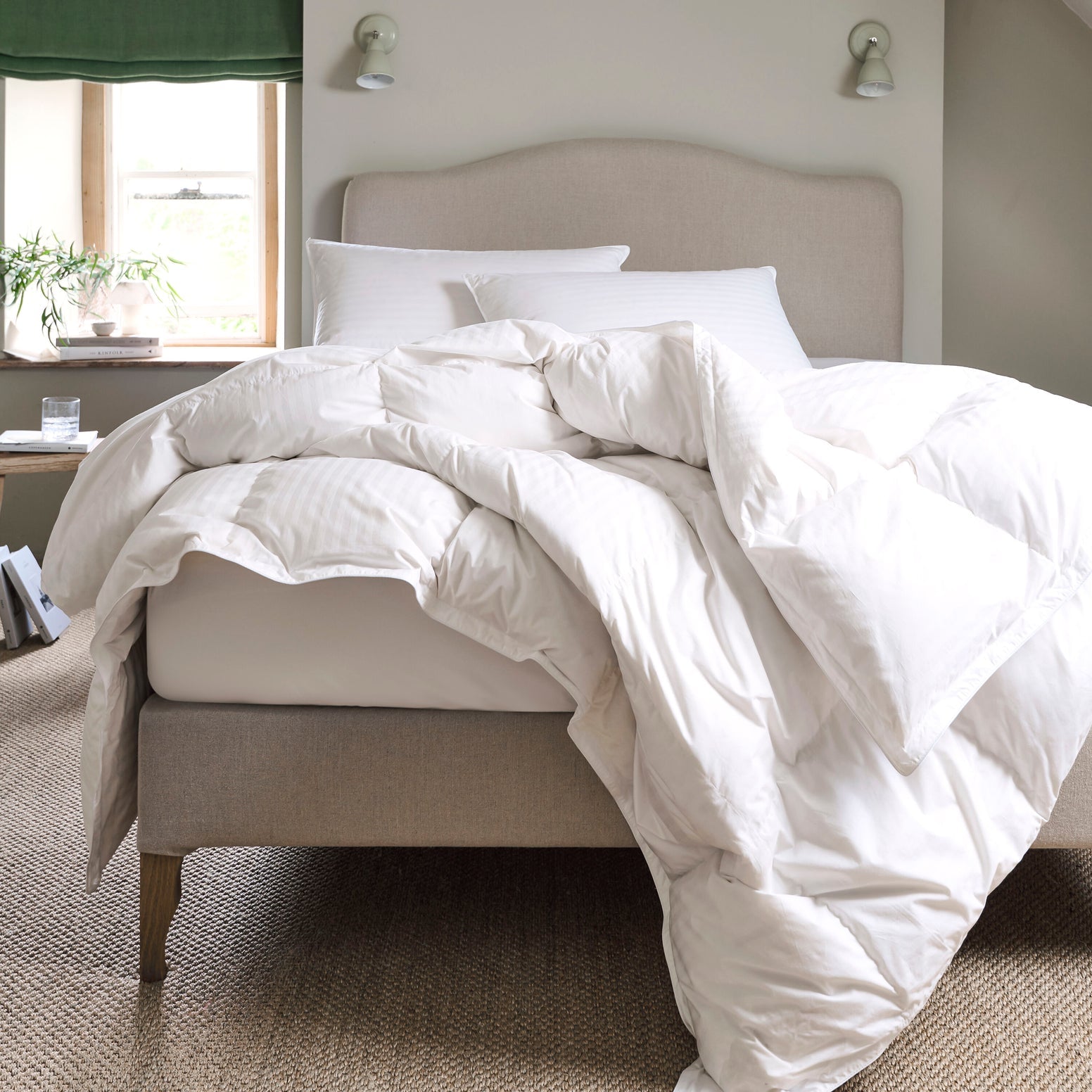 Olympia Goose Down Quilt image