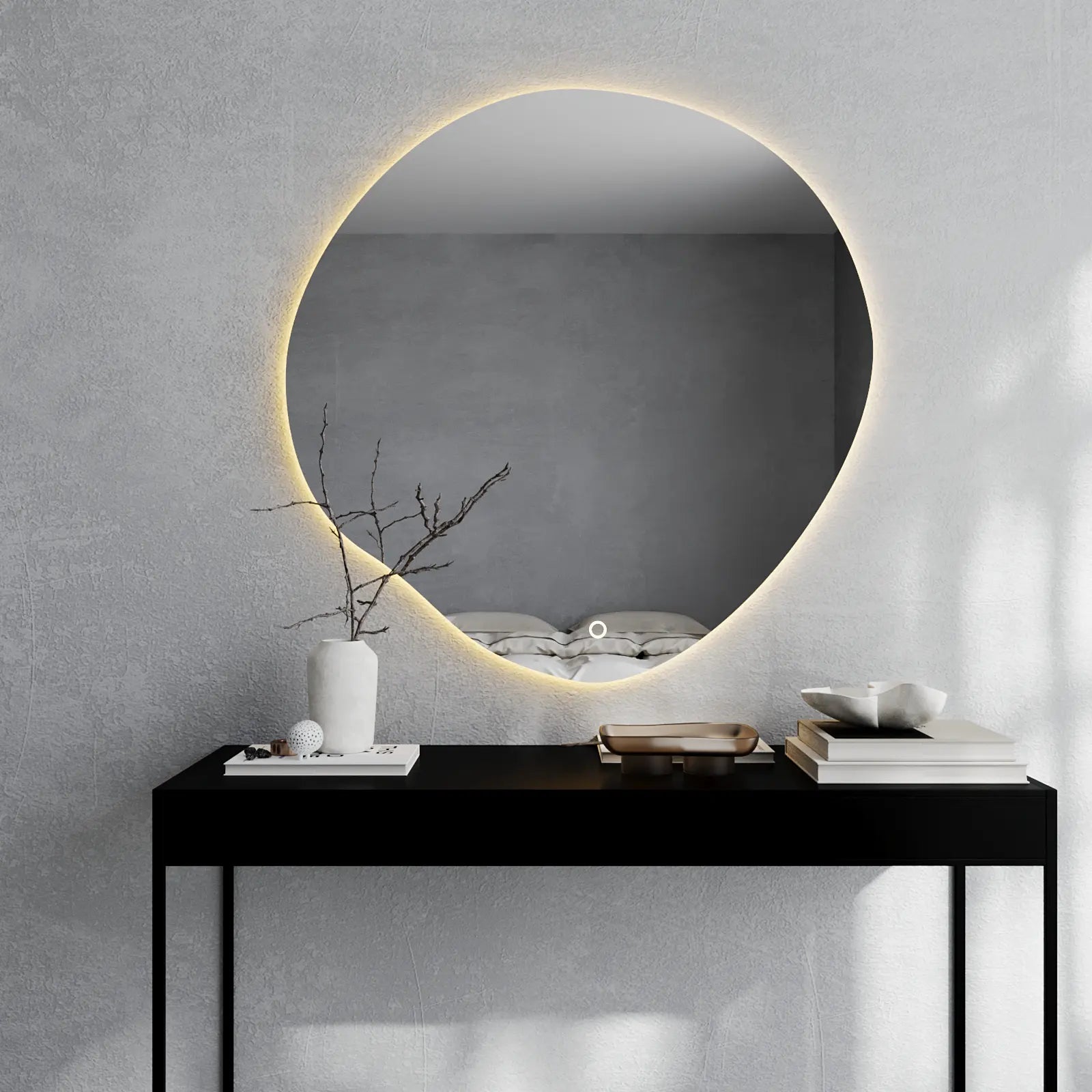 Glare Asymmetric Round Mirror with LED