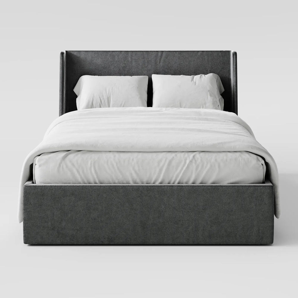 Двуспальная кровать (4-й предмет)