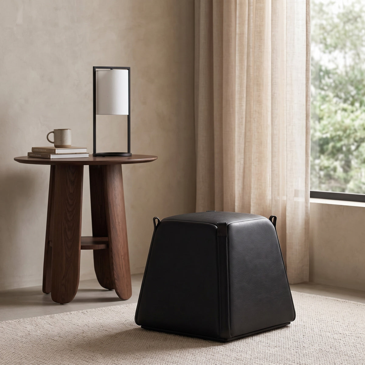 Aston Stool